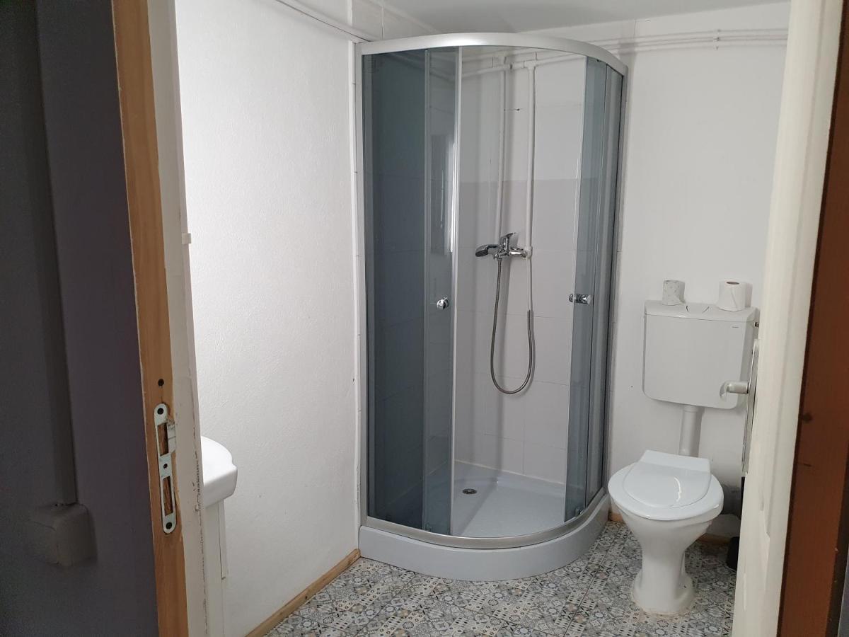 Хостел Nord Poshtel Бухарест Экстерьер фото